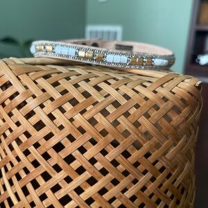 Stella & Dot Gold and White Necklace